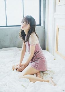 Asuka Saitô feet photo thumbnail