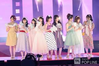 Asuka Saitô feet photo thumbnail