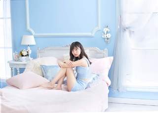 Asuka Saitô feet photo thumbnail