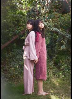 Asuka Saitô feet photo thumbnail