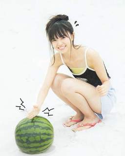 Asuka Saitô feet photo thumbnail