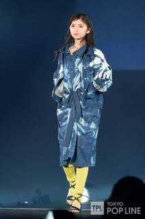 Asuka Saitô feet photo thumbnail