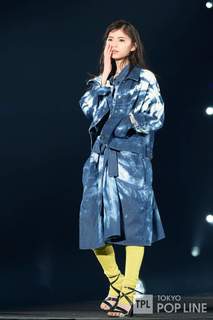 Asuka Saitô feet photo thumbnail