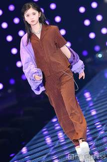 Asuka Saitô feet photo thumbnail