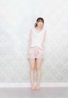 Asuka Saitô feet photo thumbnail