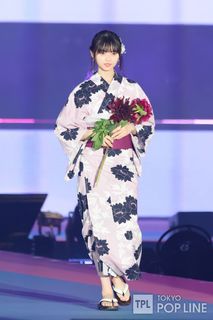 Asuka Saitô feet photo thumbnail