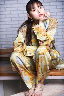 Asuka Saitô feet photo thumbnail