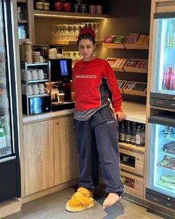 Asya Alizade feet photo 19