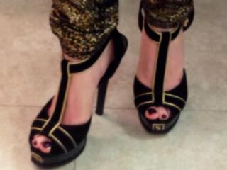 Atala Sarmiento feet photo 13