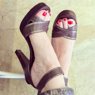 Atala Sarmiento feet photo 12