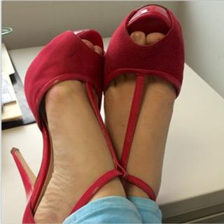 Atala Sarmiento feet photo 7