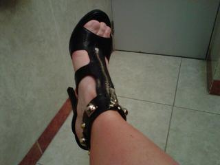 Atala Sarmiento feet photo 15