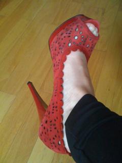 Atala Sarmiento feet photo 10