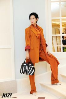 Athena Chu feet photo 9