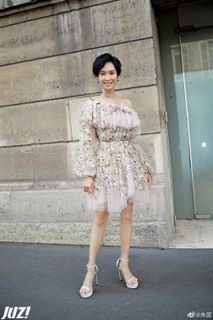 Athena Chu feet photo 6