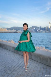 Athena Chu feet photo 4