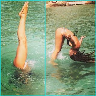 Athina Oikonomakou feet photo thumbnail