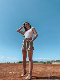 Athina Oikonomakou feet photo thumbnail