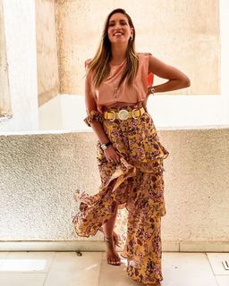 Athina Oikonomakou feet photo thumbnail