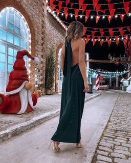 Athina Oikonomakou feet photo thumbnail