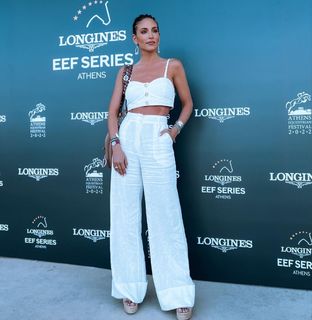 Athina Oikonomakou feet photo thumbnail