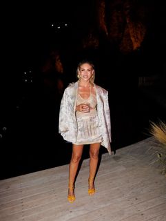 Athina Oikonomakou feet photo thumbnail