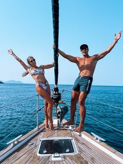 Athina Oikonomakou feet photo thumbnail