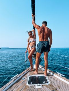 Athina Oikonomakou feet photo thumbnail