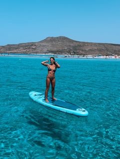 Athina Oikonomakou feet photo thumbnail