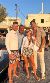 Athina Oikonomakou feet photo thumbnail