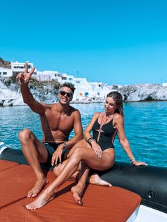 Athina Oikonomakou feet photo thumbnail