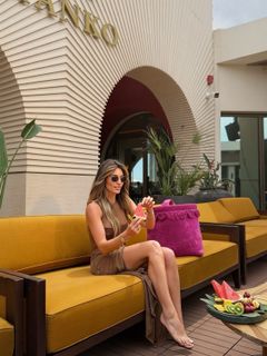 Athina Oikonomakou feet photo 5