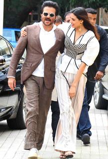 Athiya Shetty feet photo 13