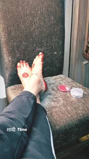 Athiya Shetty feet photo 9