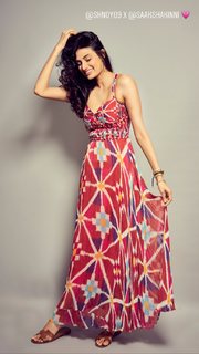 Athiya Shetty feet photo 4