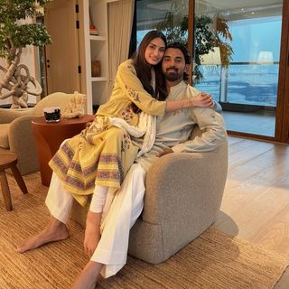 Athiya Shetty feet photo 4