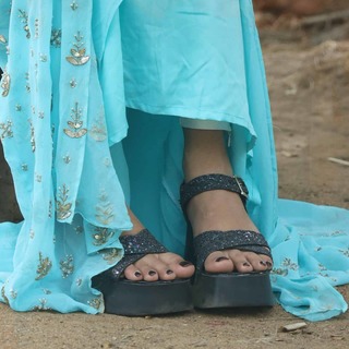 Athulya feet photo 14