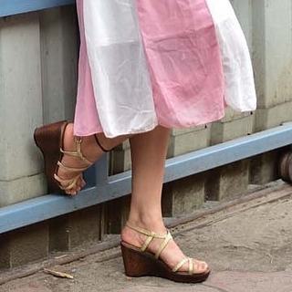Athulya feet photo 11