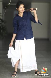 Athulya feet photo 14