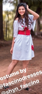 Athulya feet photo 19