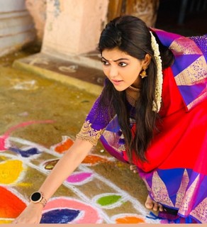 Athulya feet photo 19