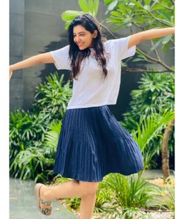 Athulya feet photo 16