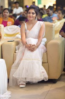 Athulya feet photo 3