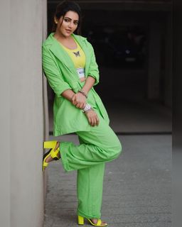 Athulya feet photo 12