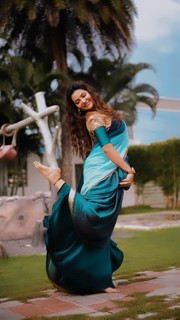 Athulya feet photo 1