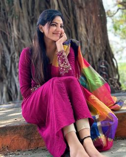 Athulya feet photo 20
