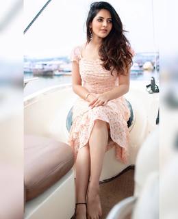 Athulya feet photo 14