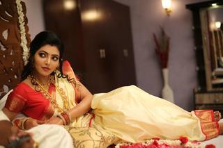 Athulya feet photo 5