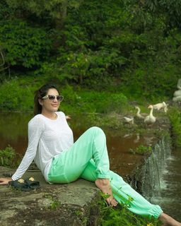 Athulya feet photo 18