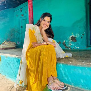 Athulya feet photo 2